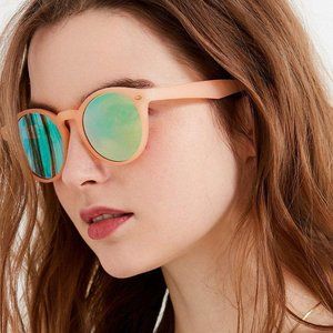 Coastal round peach sunglasses